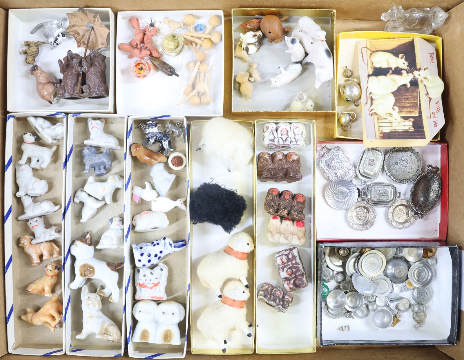 MINIATURES. (1 of 6)