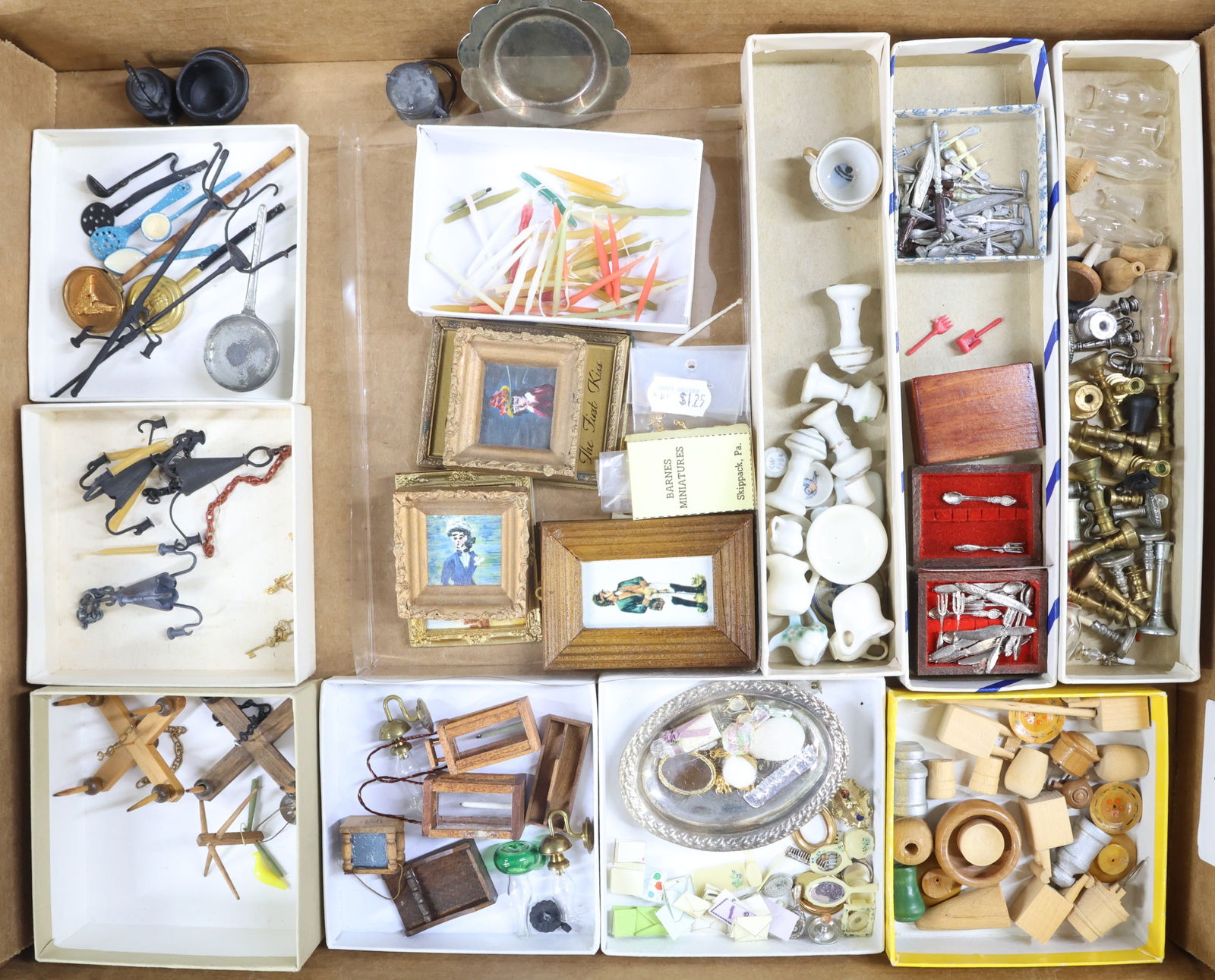 MINIATURES. (1 of 8)