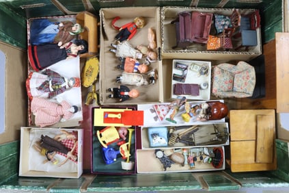 DOLL HOUSE, MINIATURES.