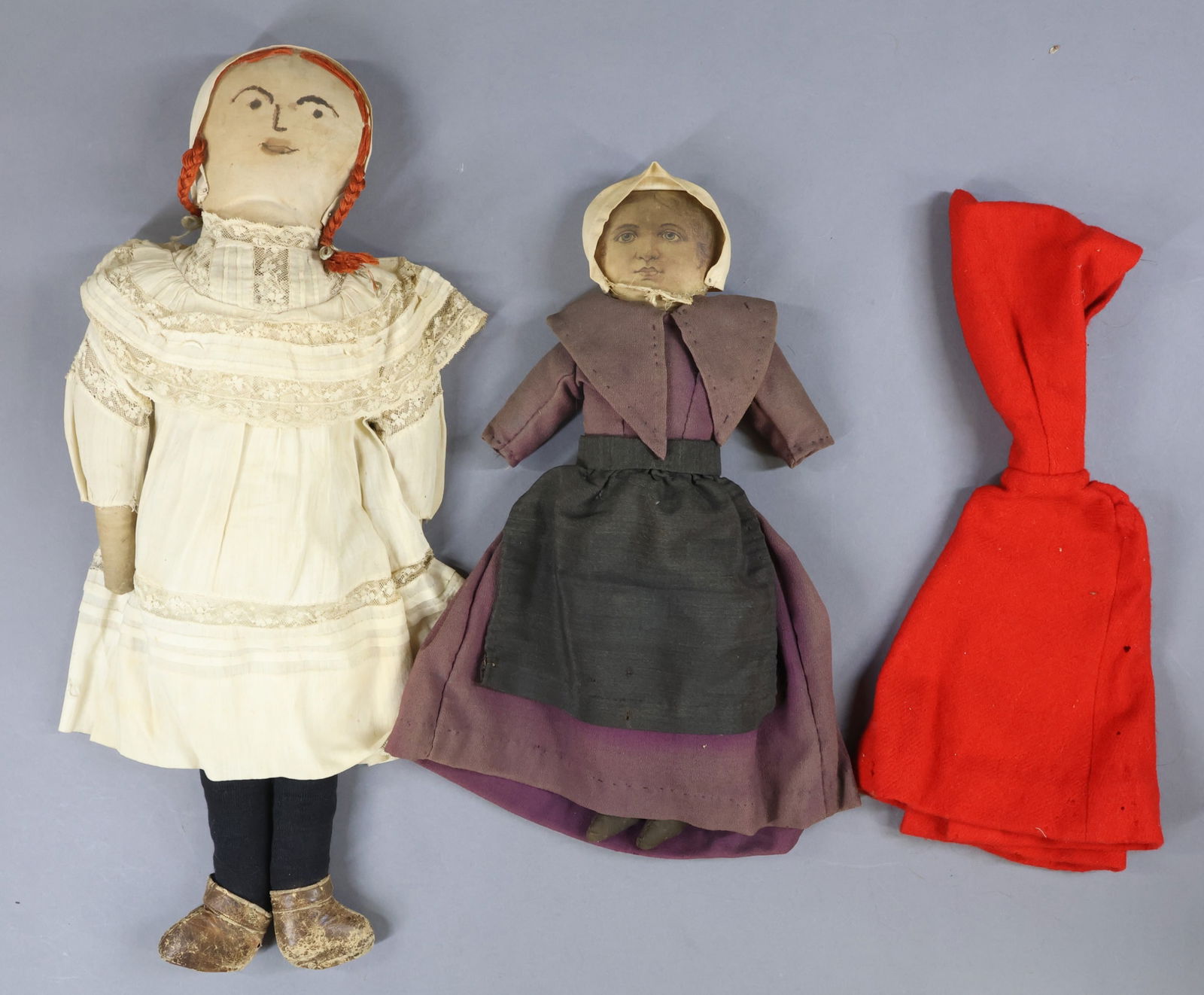 CLOTH DOLLS. (1 of 7)