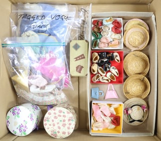 1950's-1960's DOLL ACCESSORIES.