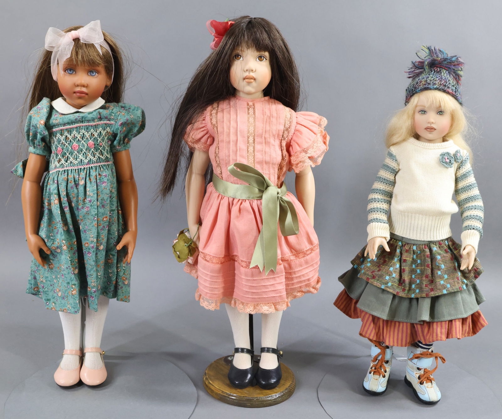 CONTEMPORARY ARTIST DOLLS. (1 of 8)