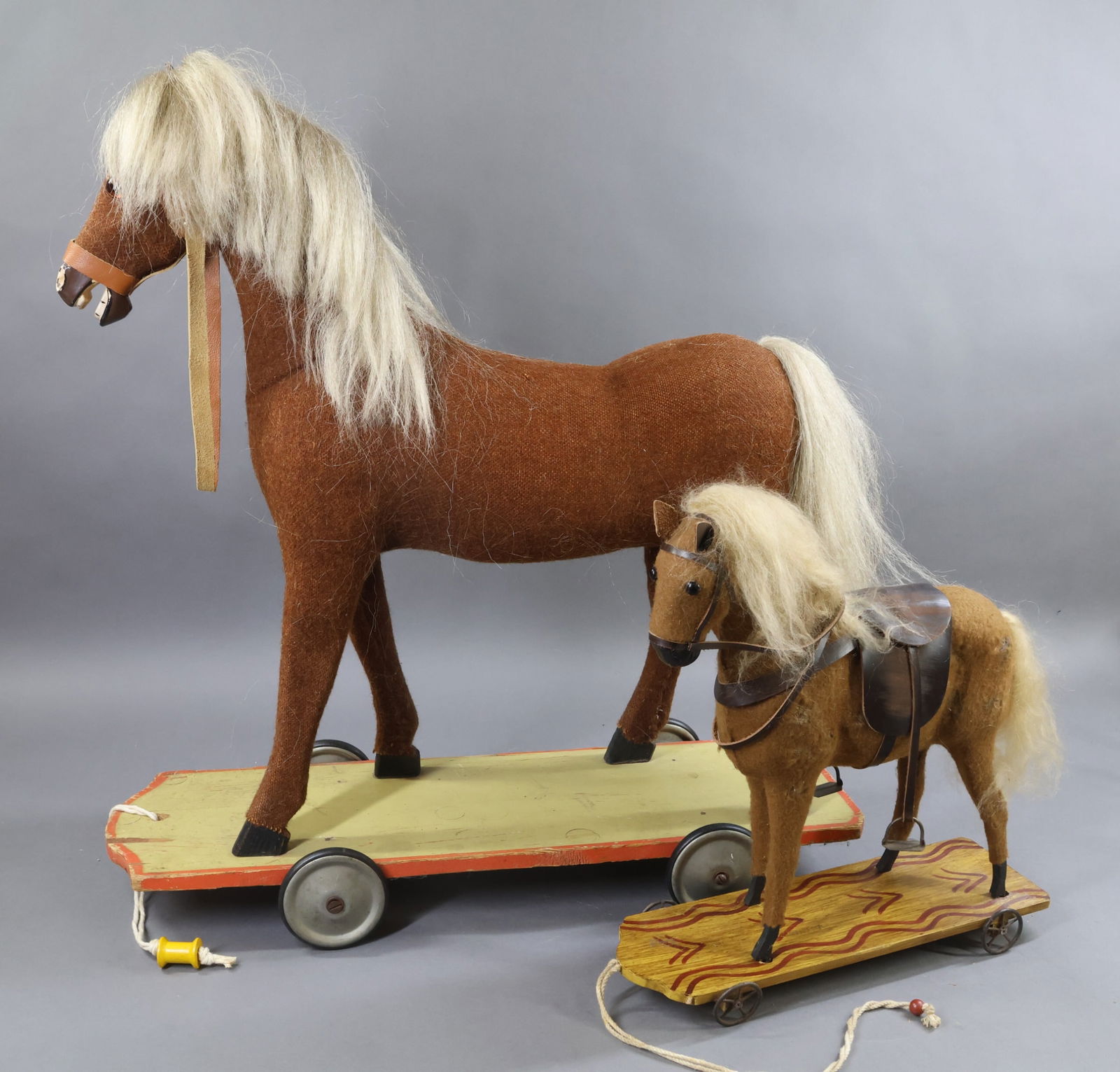 VINTAGE TOYS. (1 of 14)