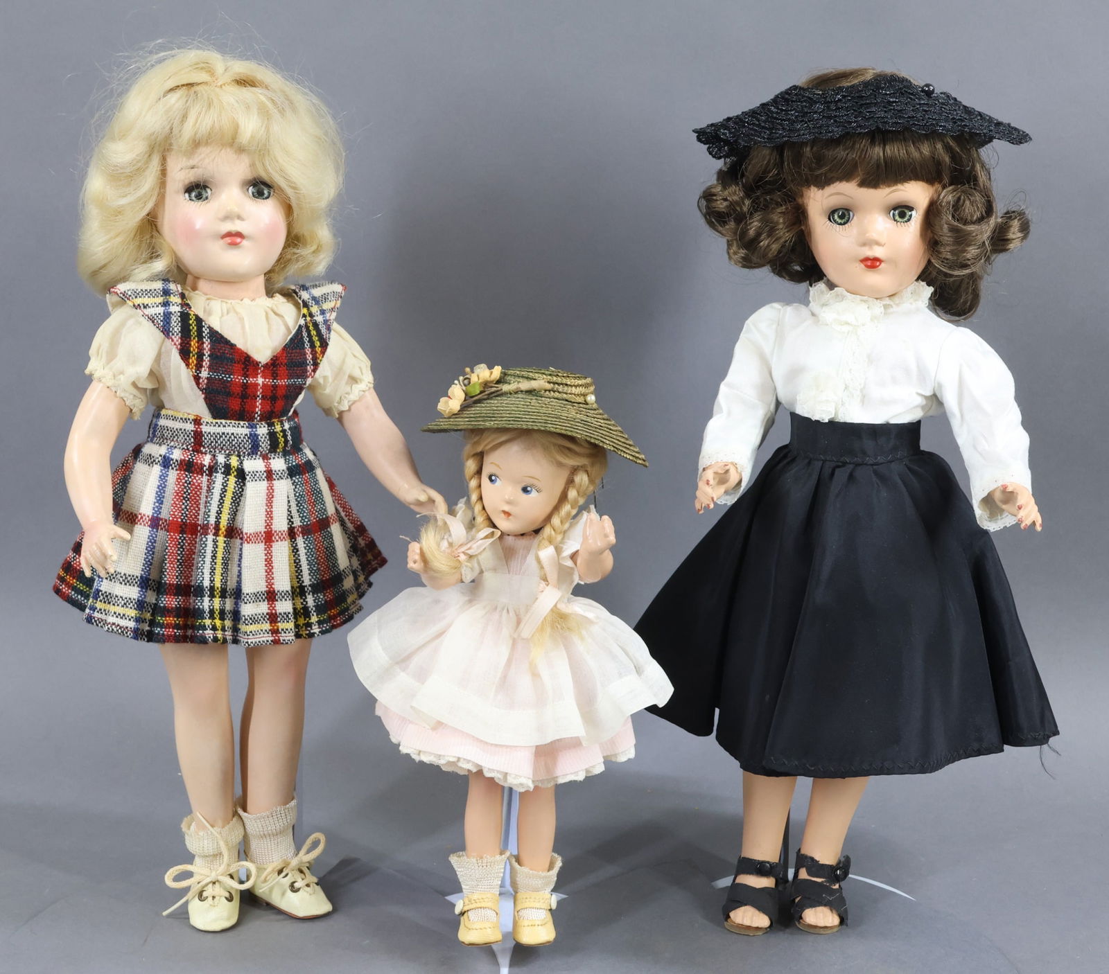 1930's-1950's DOLLS. (1 of 12)