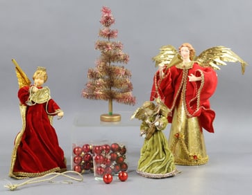 HOLIDAY/NOVELTIES.