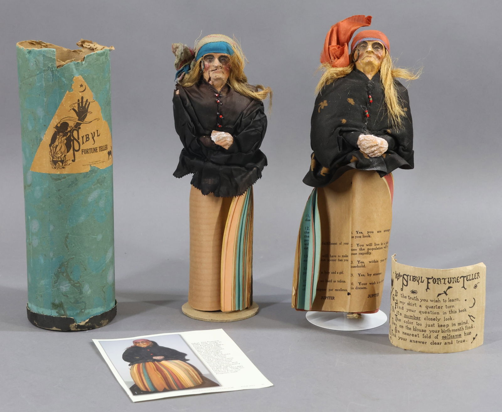 HOLIDAY/NOVELTIES. (1 of 8)