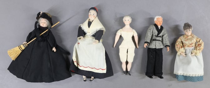 MINIATURES, DOLLS.
