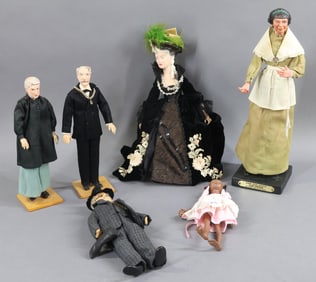 ARTIST DOLLS.
