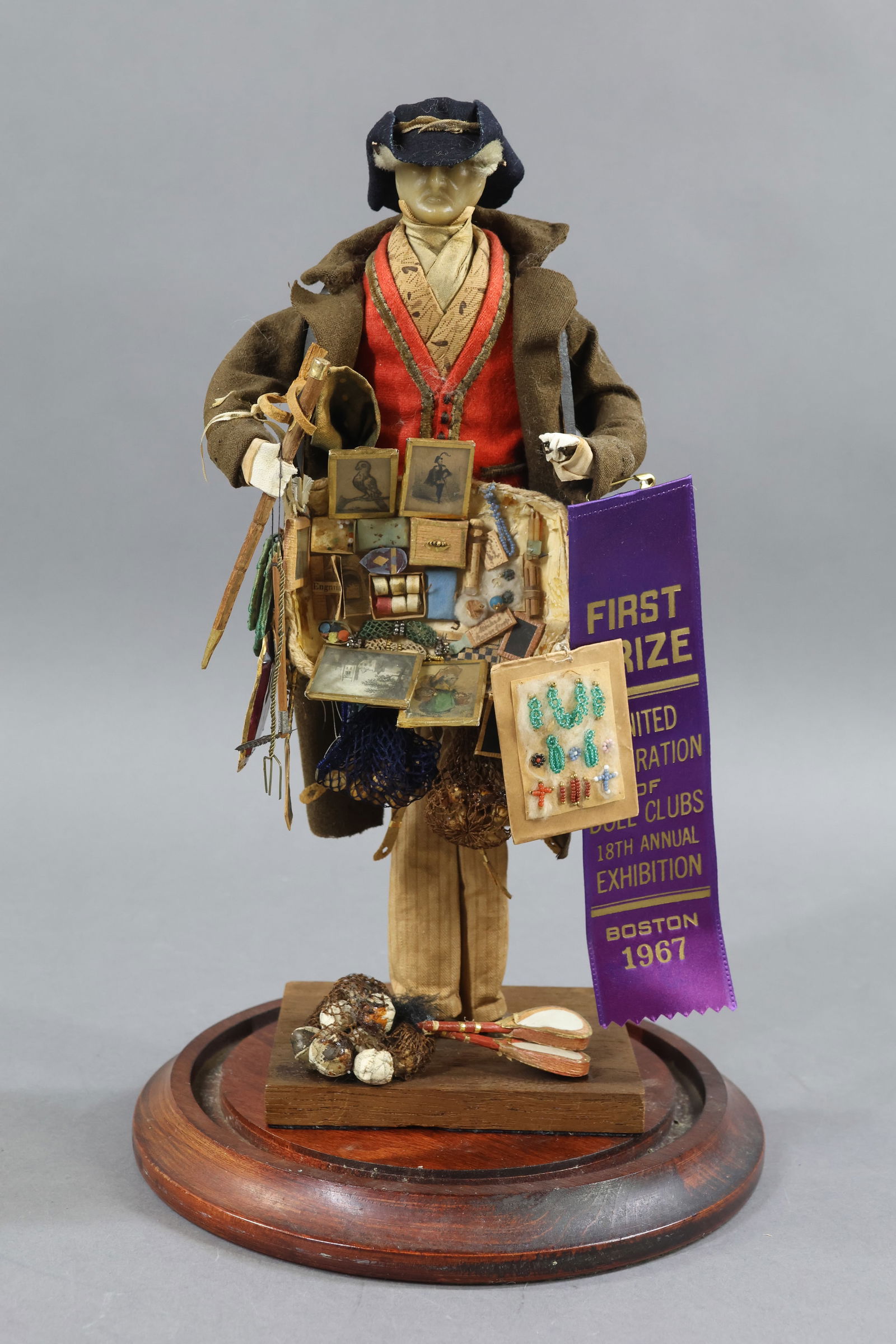 WAX DOLLS - PEDDLER. (1 of 6)