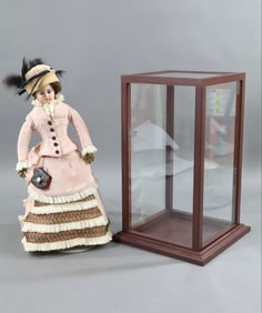 GERMAN BISQUE FASHION DOLL.