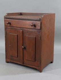 CHILD/DOLL ANTIQUE FURNITURE
