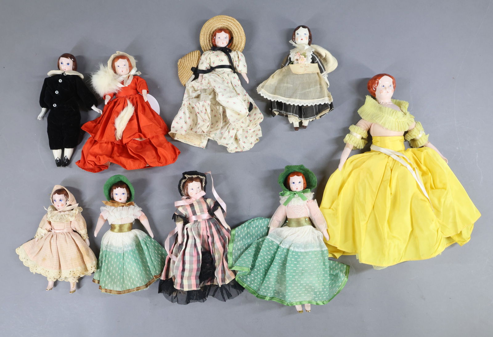 RUTH GIBBS DOLLS. (1 of 9)