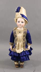 ANTIQUE FRENCH BISQUE HEAD DOLL.