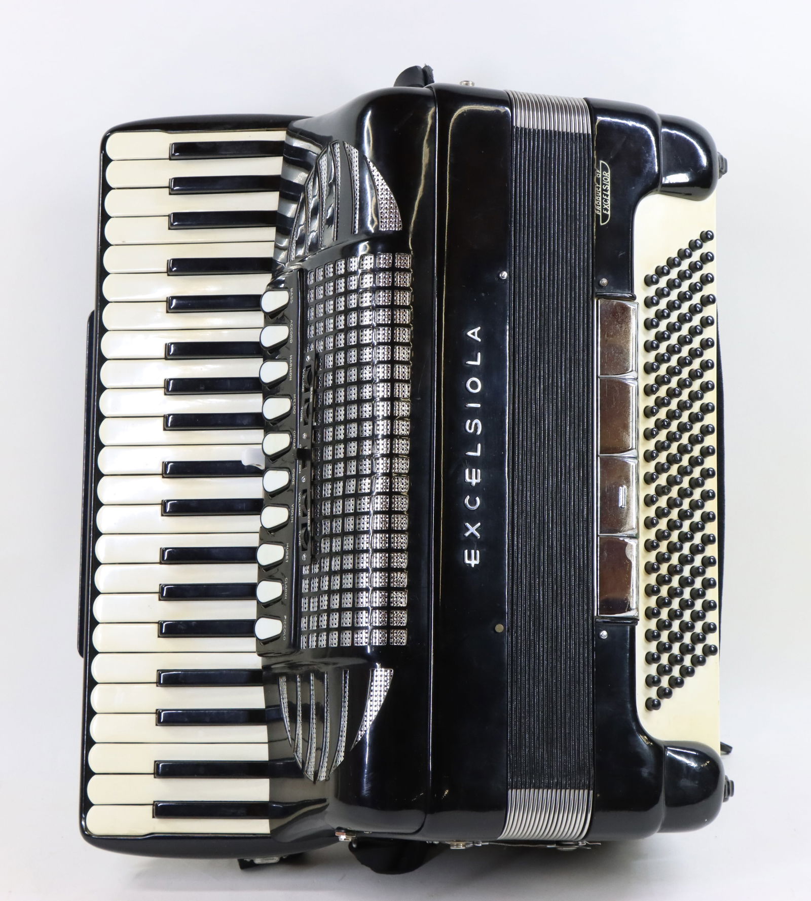 Excelsior 120 Bass Accordian (1 of 12)