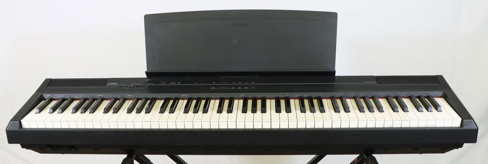 Yamaha P-105 88-Key Digital Piano with soft gig bag case (1 of 15)