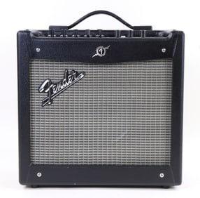 Fender Mustang I v.2 Modeling Guitar Amplifier