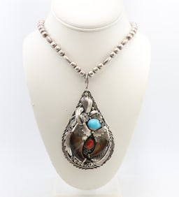 Sterling Silver Native American Bear Claw Necklace