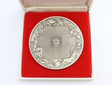 Franklin Mint Sterling Silver 1974 Calendar / Art Medal