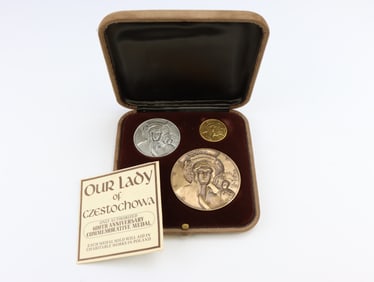 Our Lady of Czestochowa Commemorative Medal Set