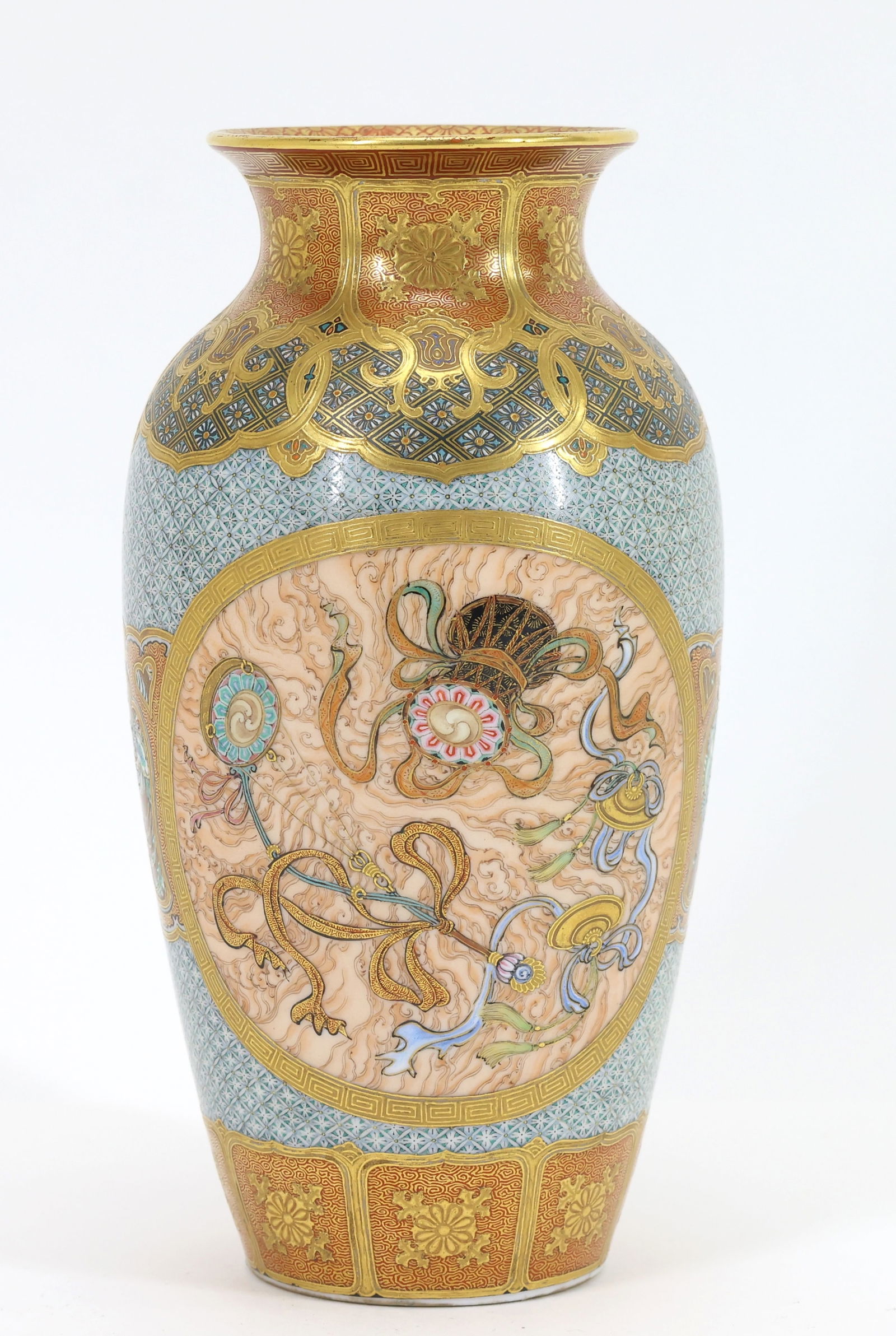 Japanese Kutani Porcelain Vase (1 of 10)