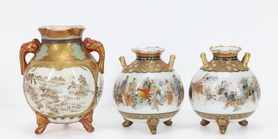 Ishino Ryuzan for Watano Japanese Kutani Porcelain Vases With Extra