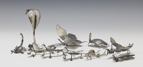 Novelty Animal Form Card Holders