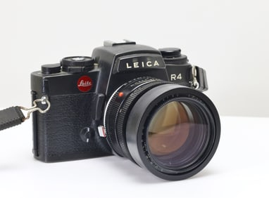 Leica R4 Camera & Summicron-R 90mm Lens
