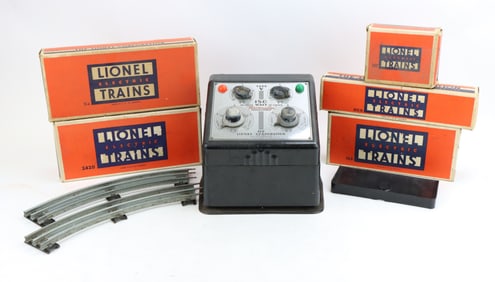 Lionel Train Cars and Accessories