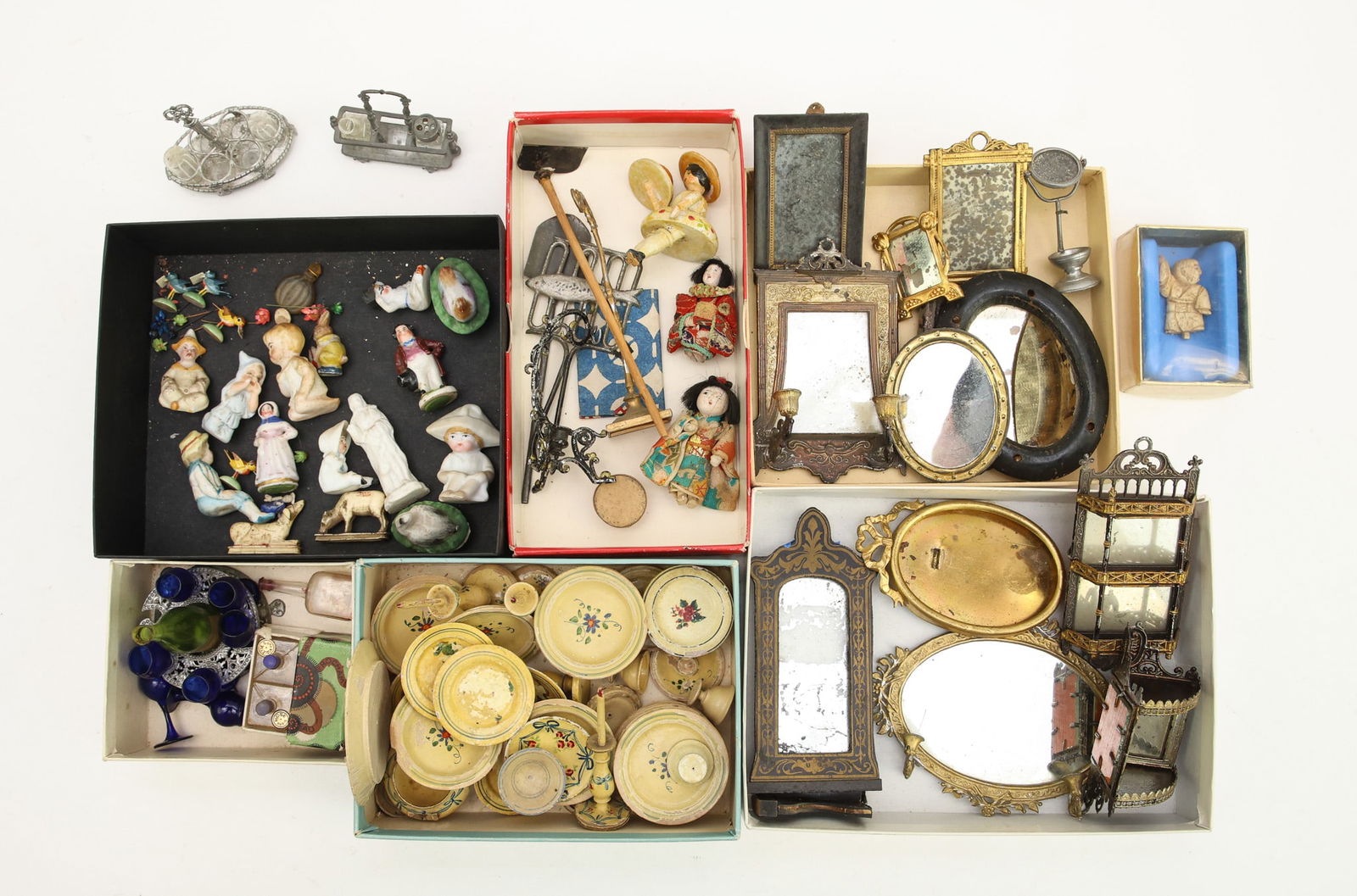 Miniature Doll Housewares and Figurines (1 of 9)