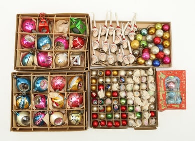 Vintage Christmas Tree Ornamnets