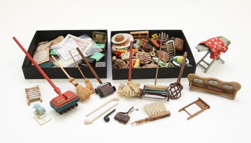 Miniature Doll Household Accessories