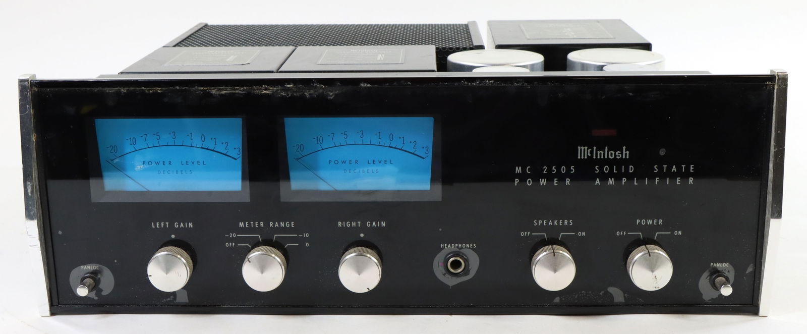 McIntosh Power Amplifier (1 of 12)