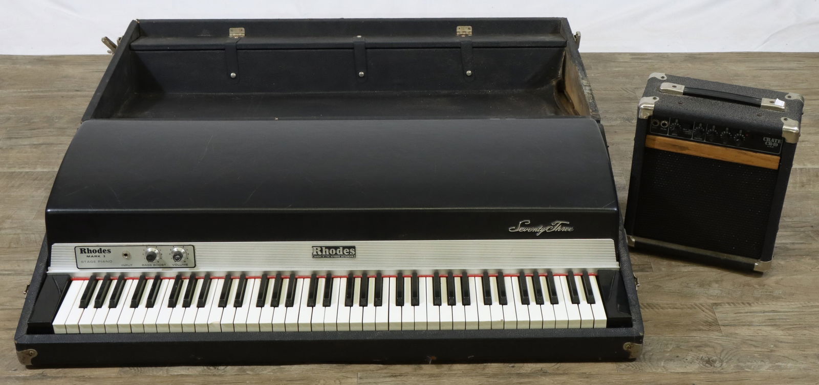 Rhodes Mark 1 73-Key Electric Piano, Crate CR-19 Combo Amp (1 of 19)