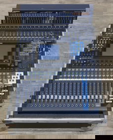 Yamaha DM 1000 Production Console