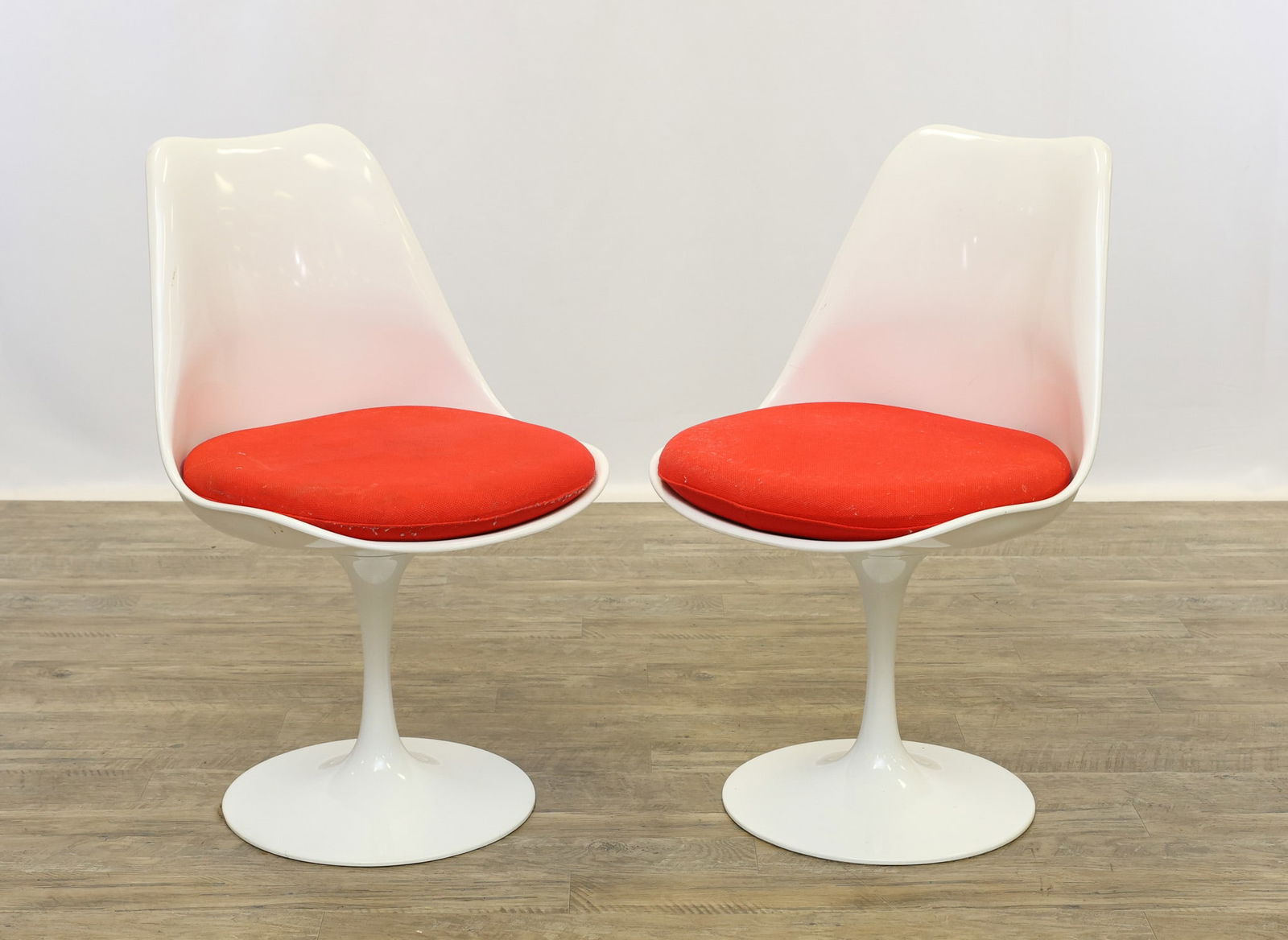 Starway Tulip Chairs (1 of 10)