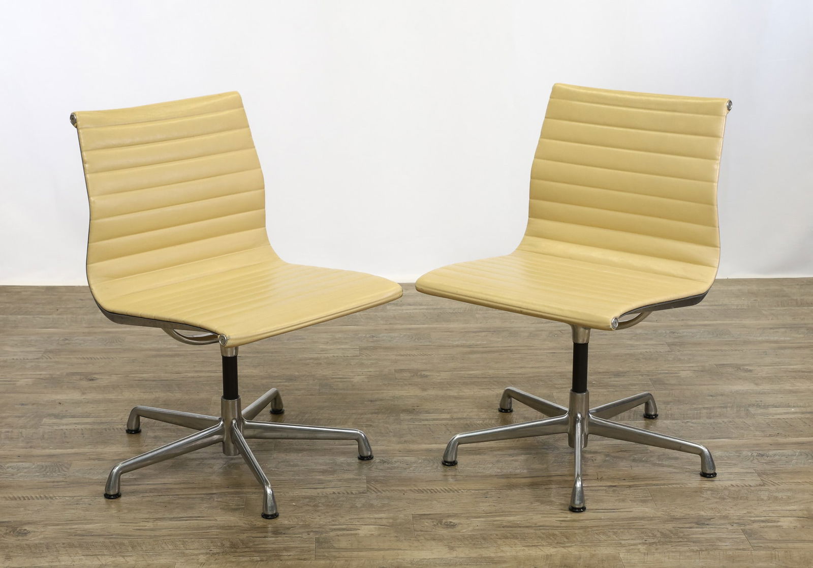 Charles and Ray Eames for Herman Miller Aluminum Group Chair (1 of 14)