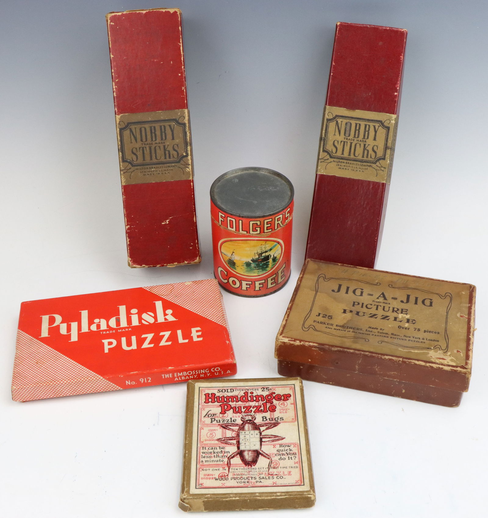 Vintage Puzzles & Games: Assorted vintage puzzles and games, including Pyladisk Puzzle No. 912 (The Embossing Company), Parker Brothers Jig-A-Jig picture puzzle, Humdinger Puzzle (Wood Products Sales Co, c. 1930's, missing pi