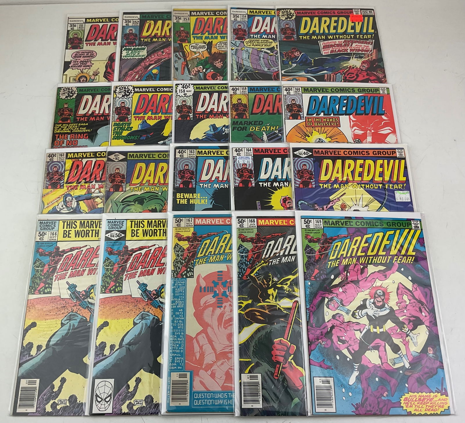 Daredevil Comics: (20) Daredevil comics including #151-#169 (2)#166. Condition varies