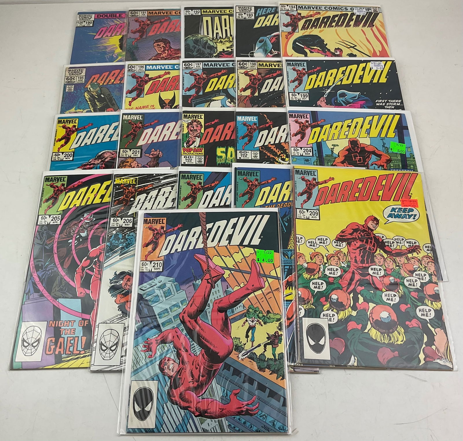Daredevil Comics: (21) Daredevil Comics including #190-#210. Condition varies.