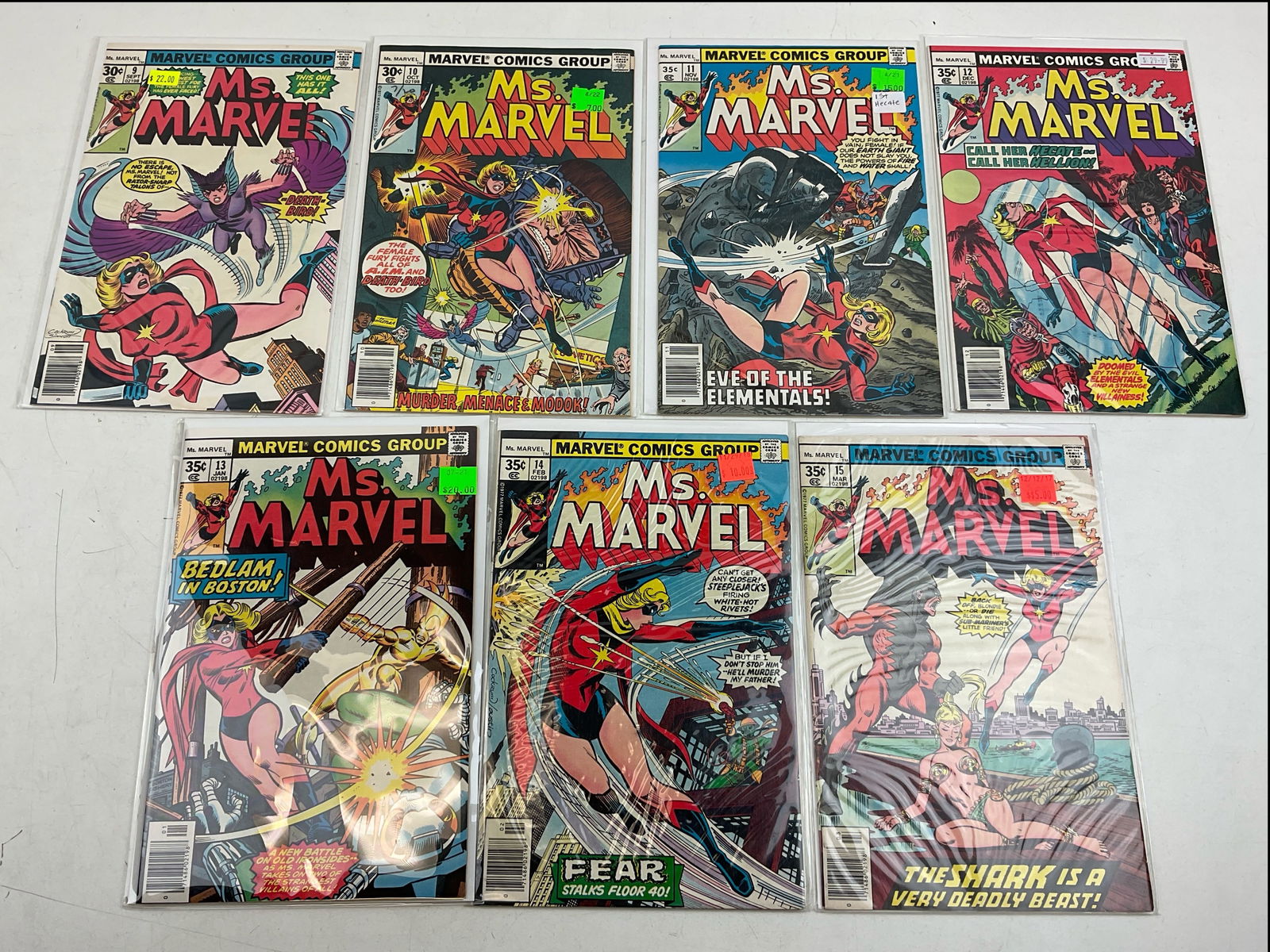 Marvel Comic Book Assortment - 10