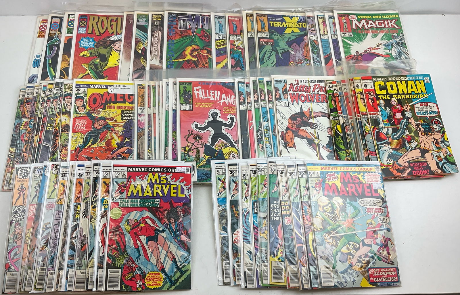 Marvel Comic Book Assortment (1 of 11)