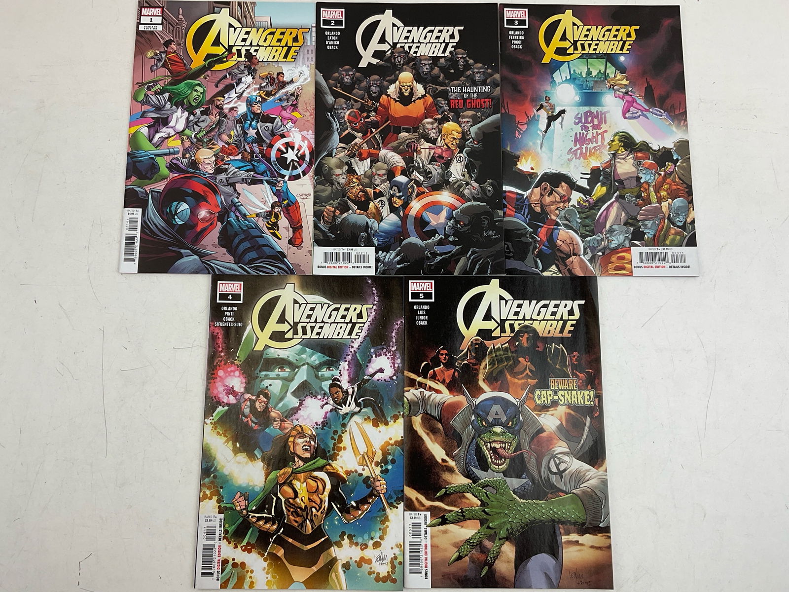 Marvel Comic Book Assortment - 12