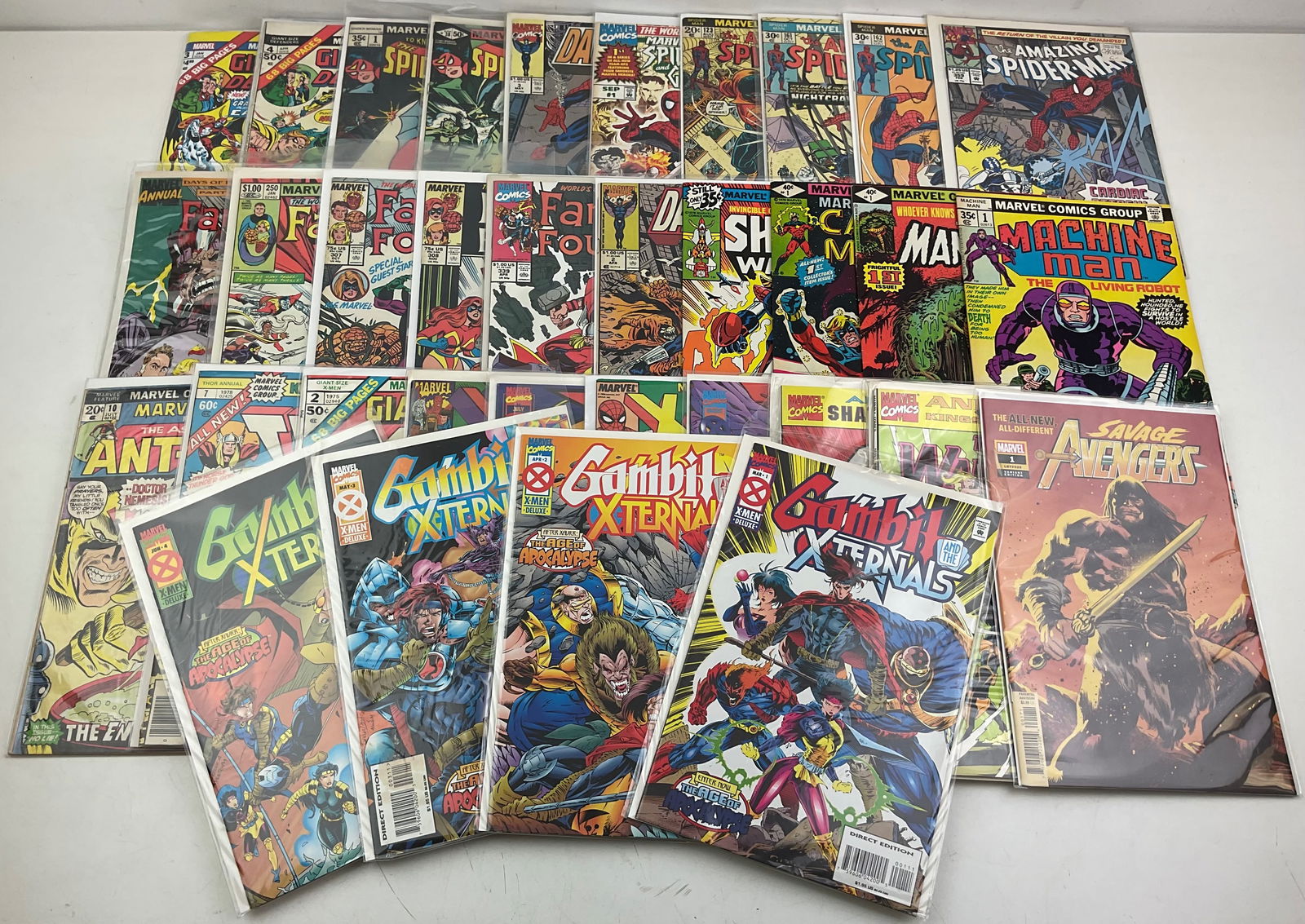 Marvel Comic Book Assortment (1 of 9)