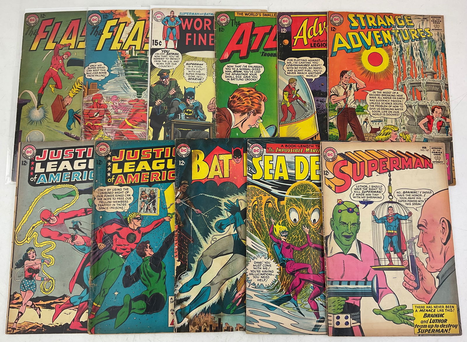 DC Comics: (11) assorted DC Comics. Condition varies.