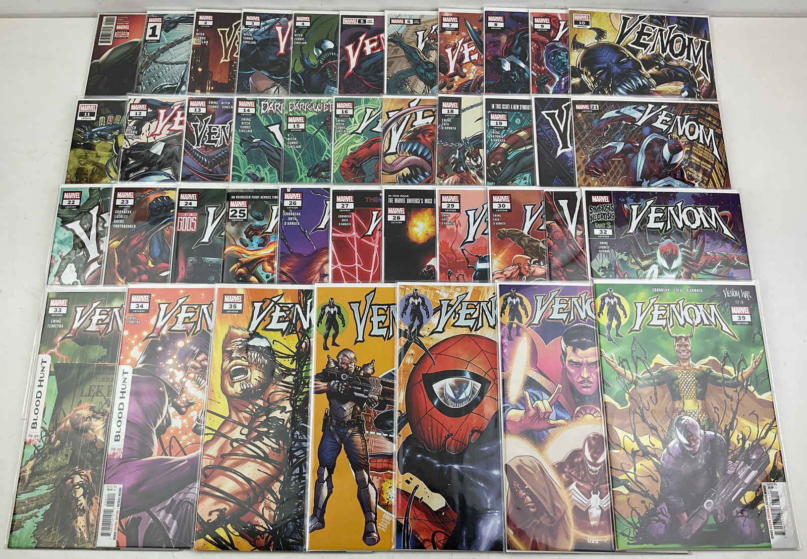 Venom Comics (1 of 11)