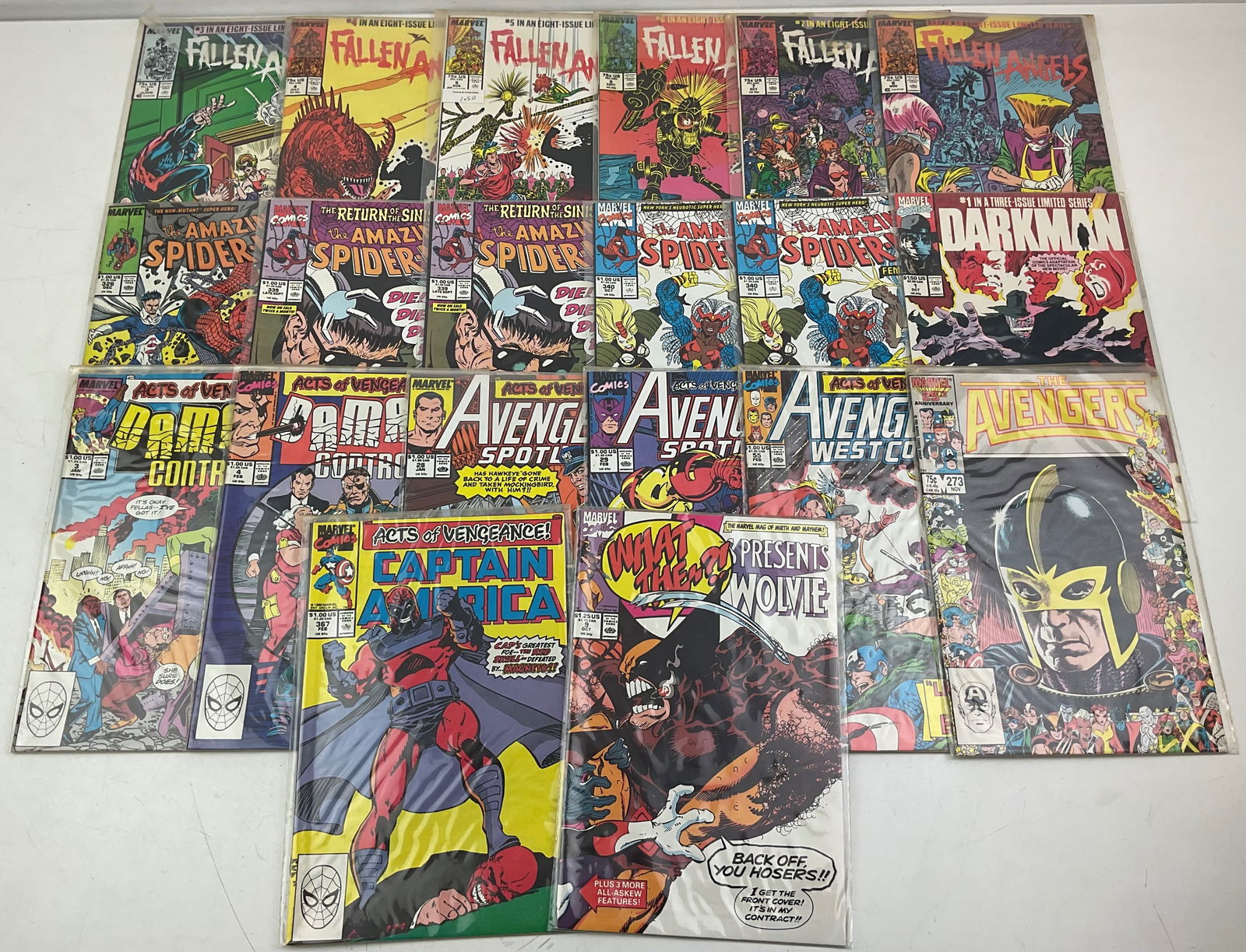 Marvel Comics Assortment: (20) assorted Marvel Comics including Fallen Angels, Avengers, Damage Control and more. Condition varies.