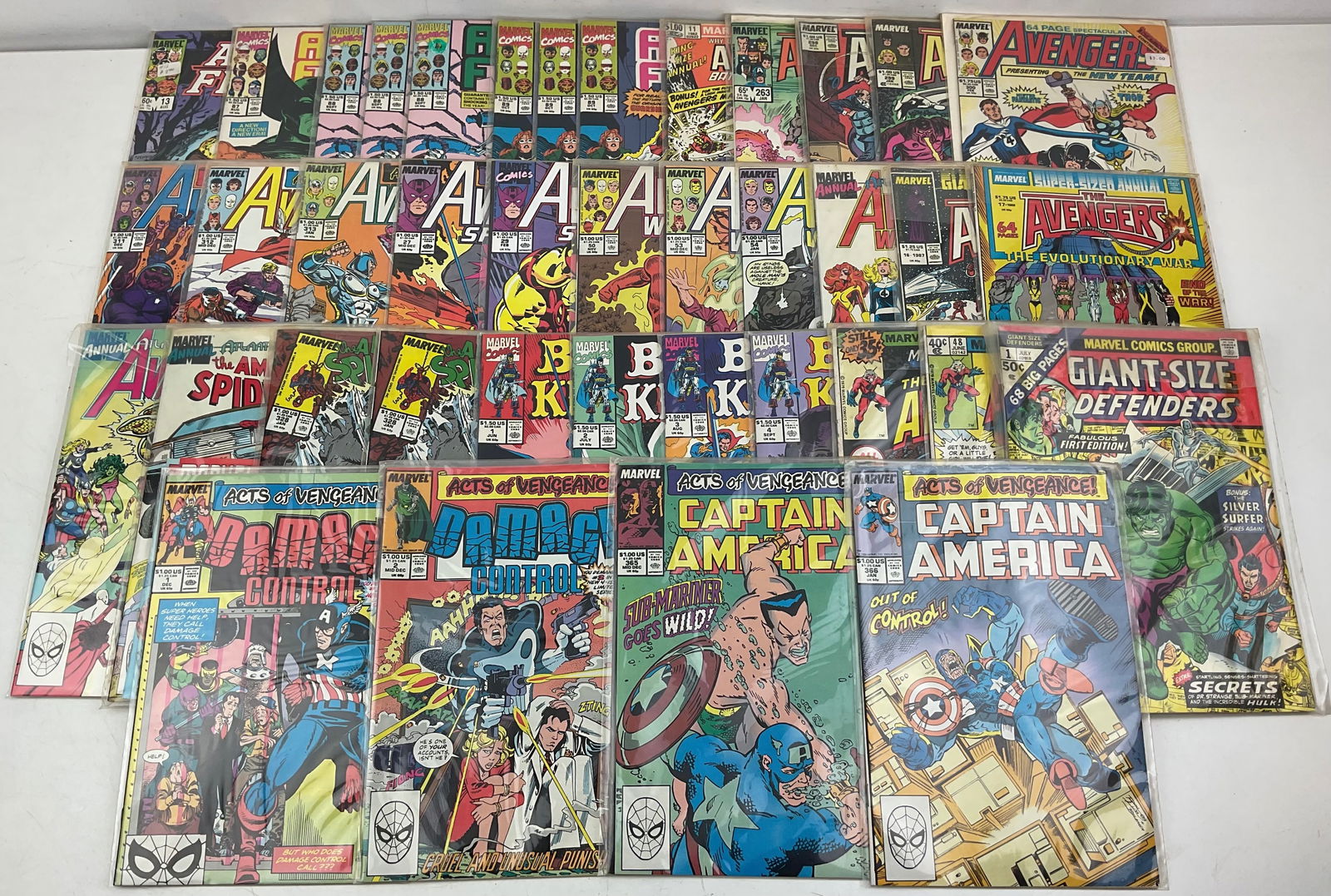 Assorted Marvel Comics (1 of 11)