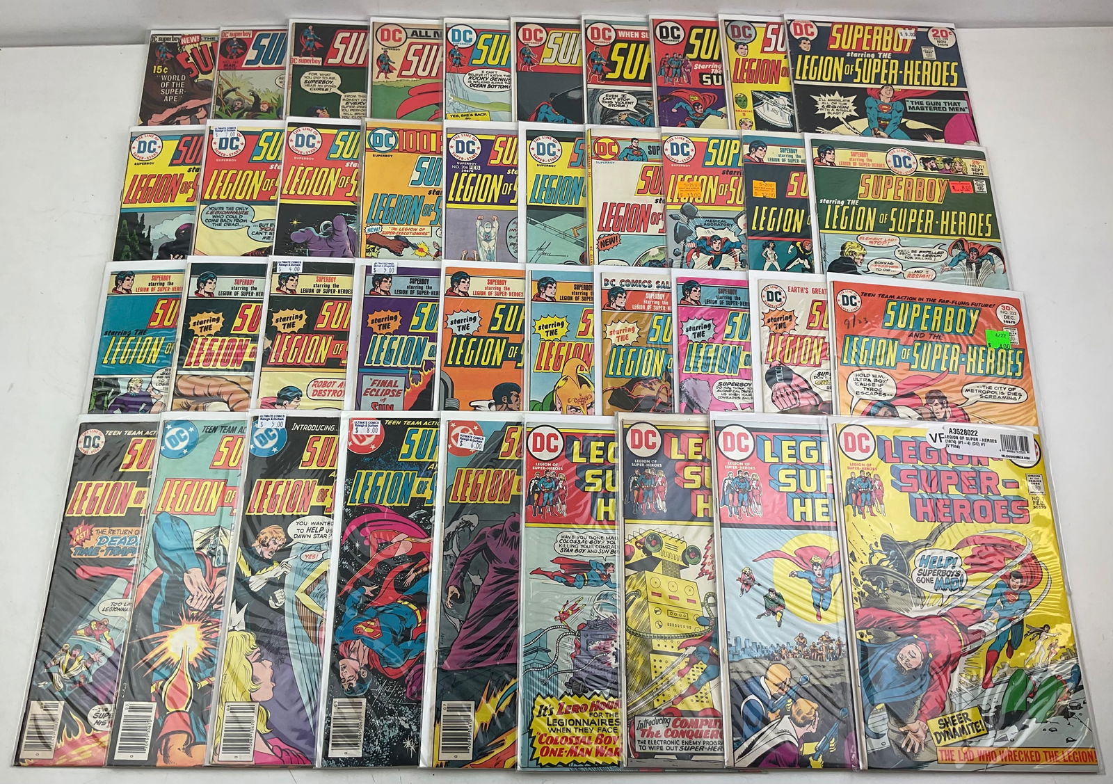 Legion of Superheroes Comics (1 of 8)