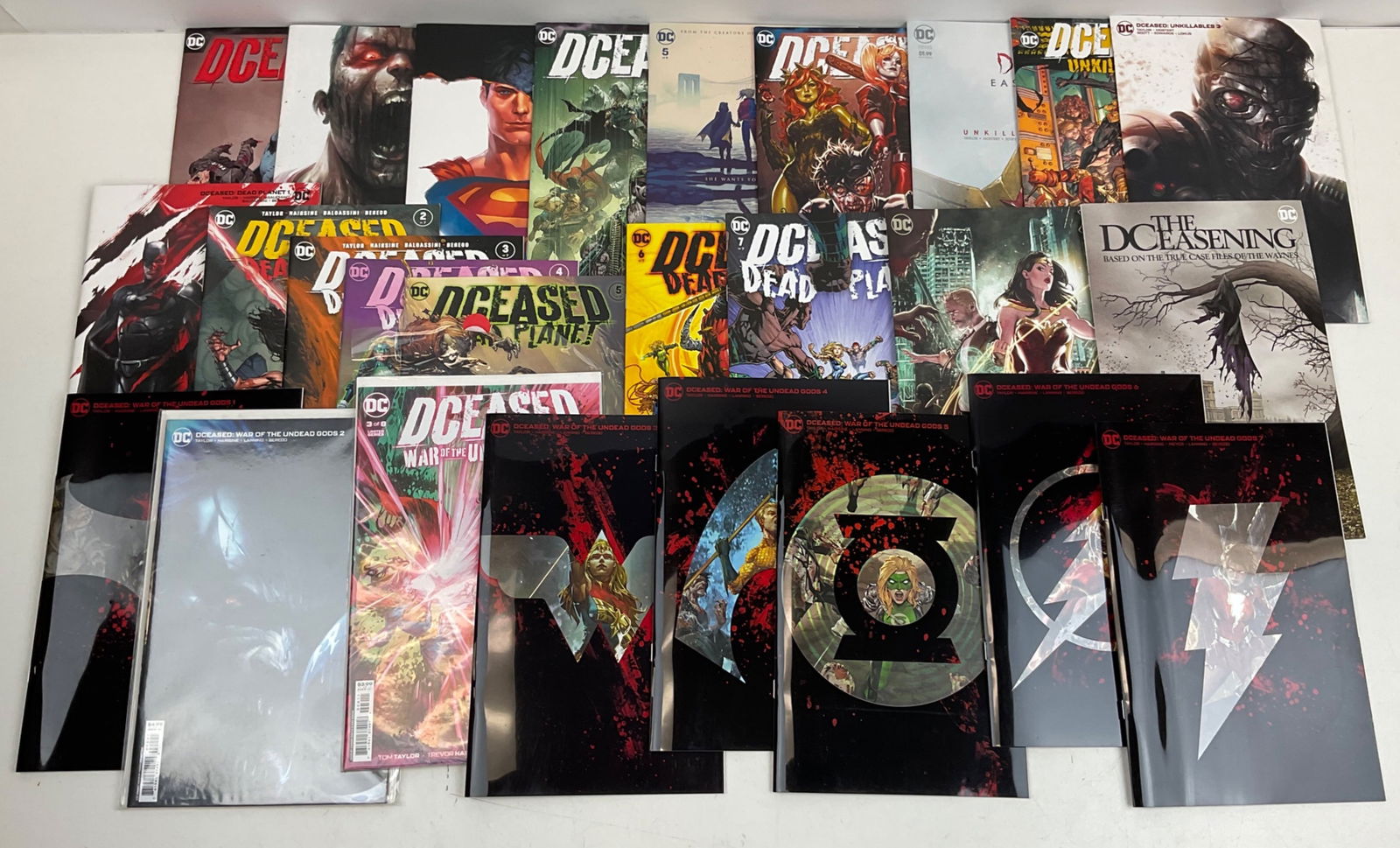 DC Comic Book Assortment - 8