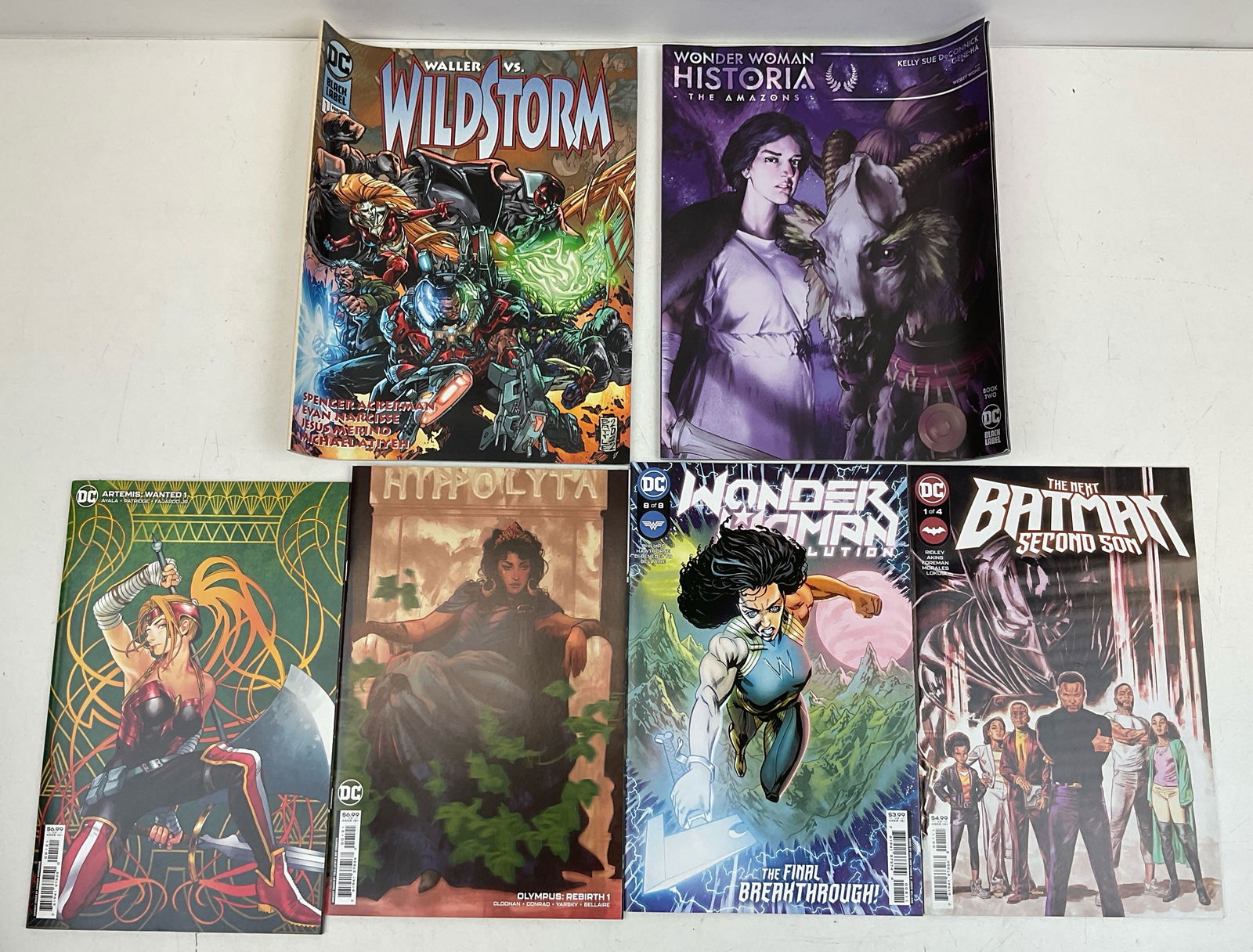 DC Comic Book Assortment - 11